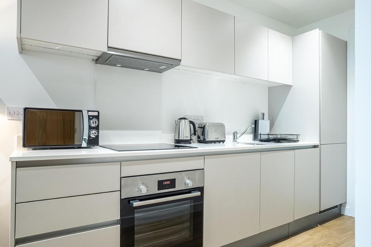 Luxe Apartments Bracknell Near Ascot, Legoland, Windsor, Lexicon - Free Parking & Gym Eksteriør bilde