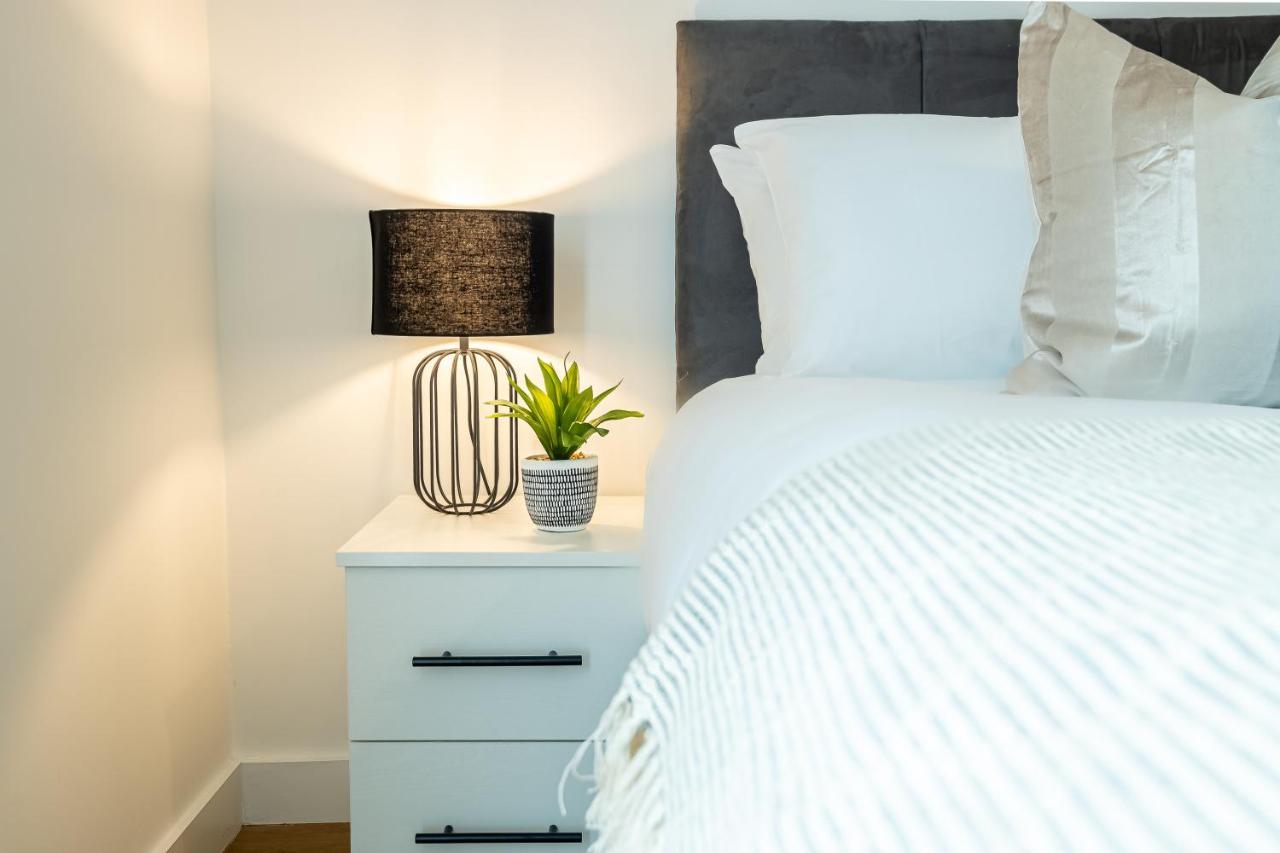 Luxe Apartments Bracknell Near Ascot, Legoland, Windsor, Lexicon - Free Parking & Gym Eksteriør bilde